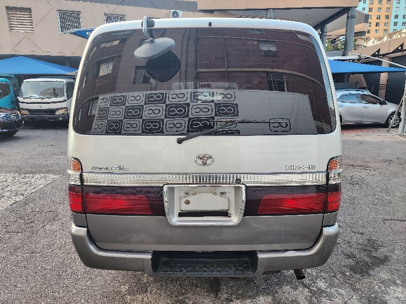  26892  TOYOTA HIACE  2001  
