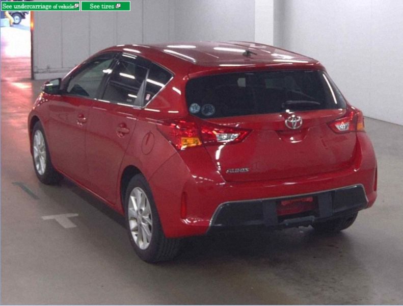  26902  TOYOTA AURIS  2015  