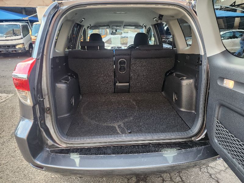  26903  TOYOTA VANGUARD  2011  