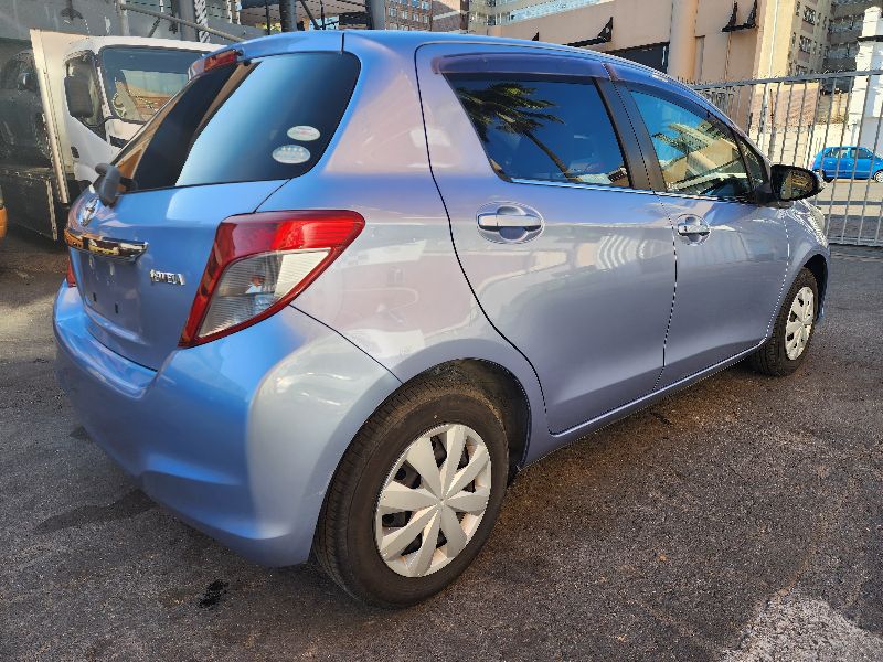  26947  TOYOTA VITZ  2011  
