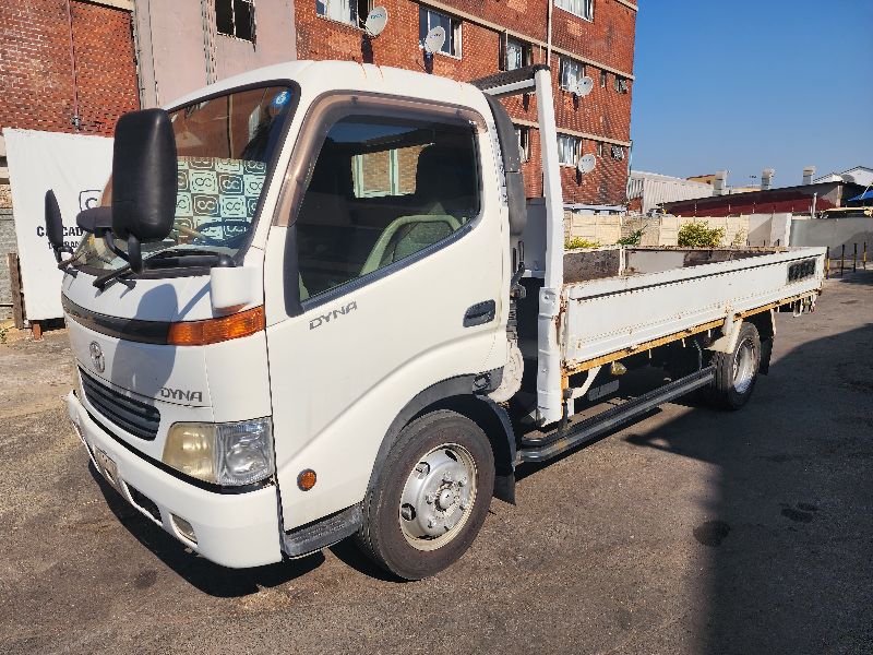  26967  TOYOTA DYNA  2001  