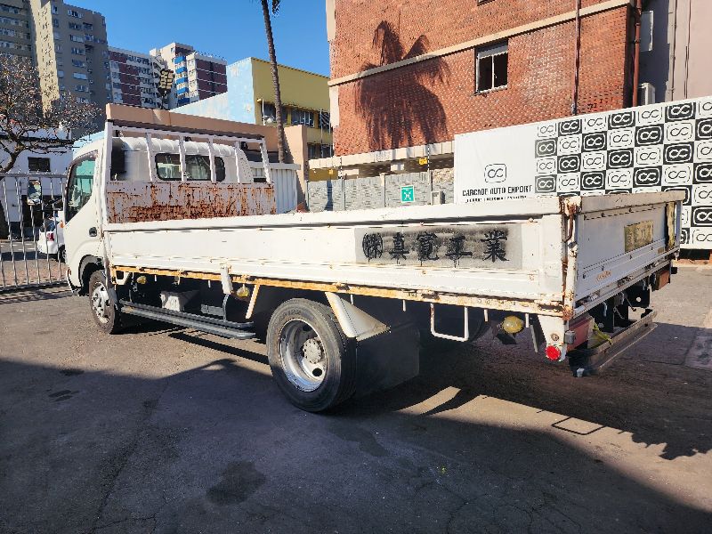  26967  TOYOTA DYNA  2001  