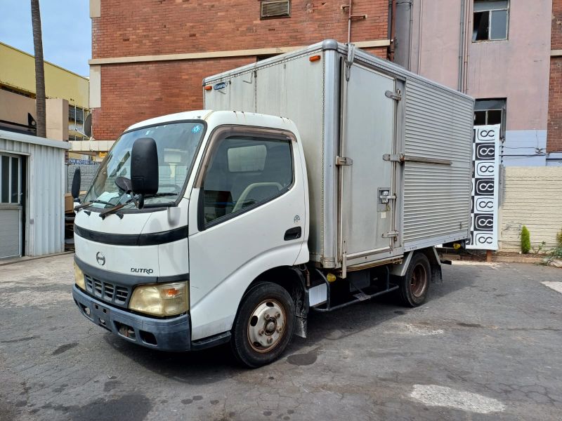  26974  HINO DUTRO  2003  