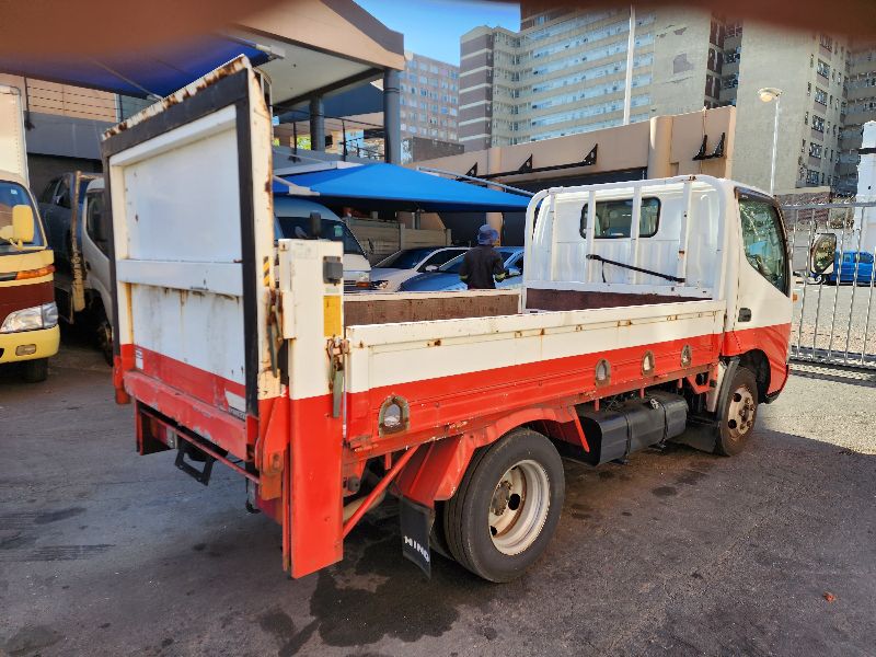  26983  HINO DUTRO  2001  