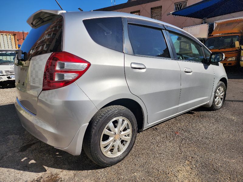  26986  HONDA FIT  2009  