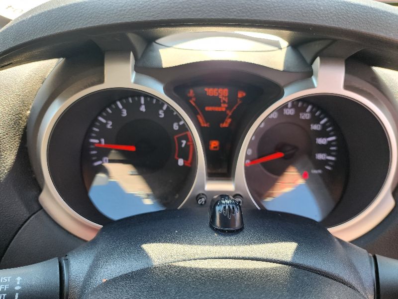  26987  NISSAN JUKE  2010  
