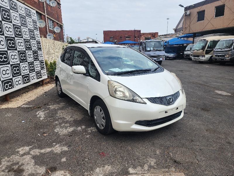 26990  HONDA FIT  2007 