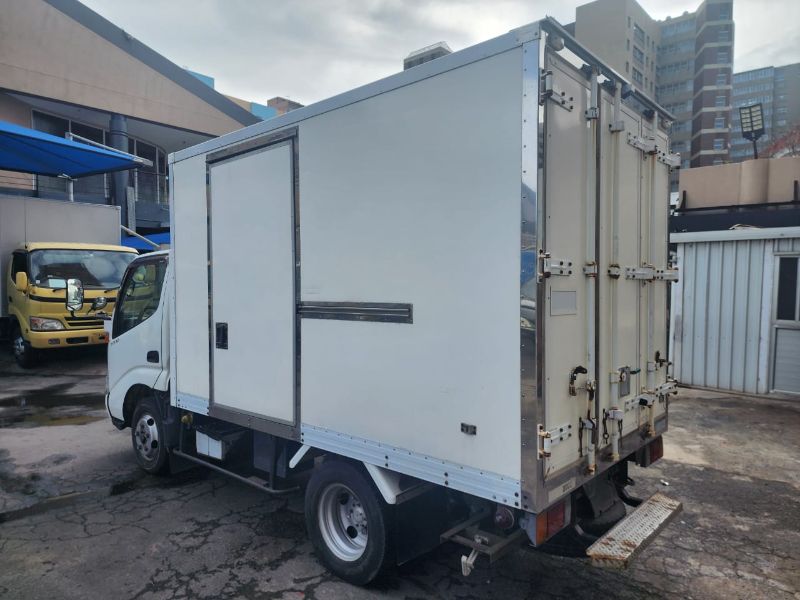  26997  HINO DUTRO  2013  