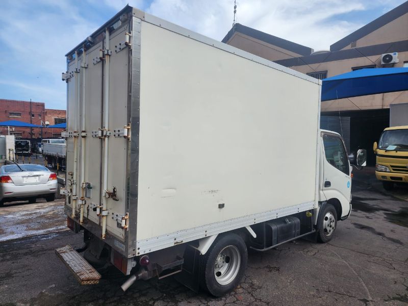  26997  HINO DUTRO  2013  
