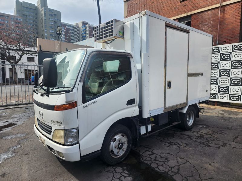  26997  HINO DUTRO  2013  
