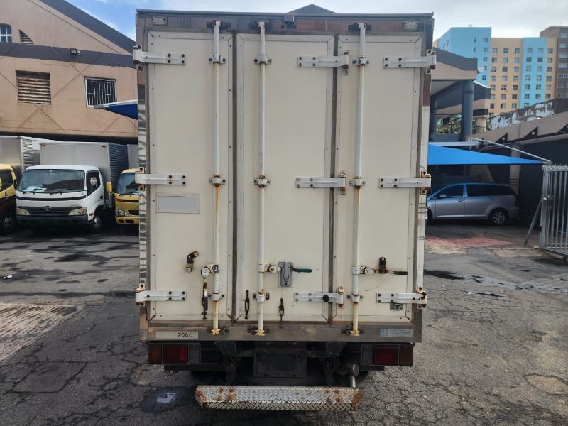  26997  HINO DUTRO  2013  