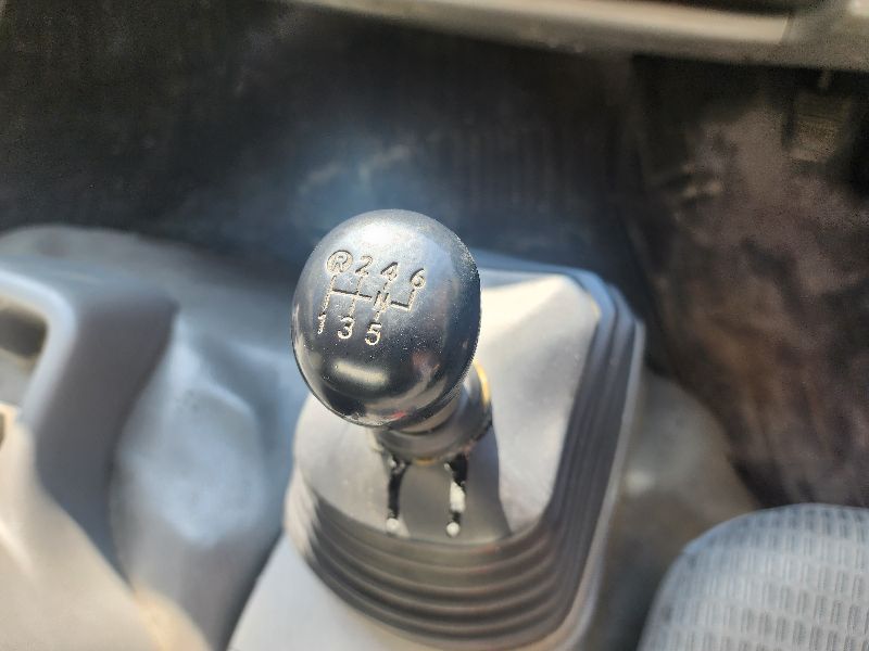  26998  HINO DUTRO  2013  