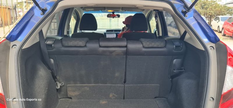  27004  HONDA FIT  2015  