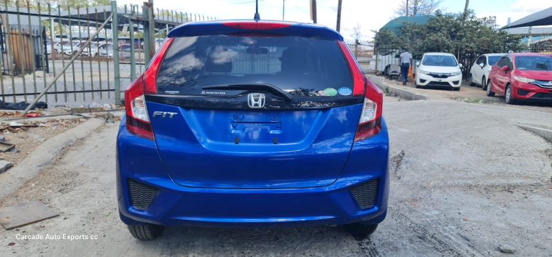  27004  HONDA FIT  2015  