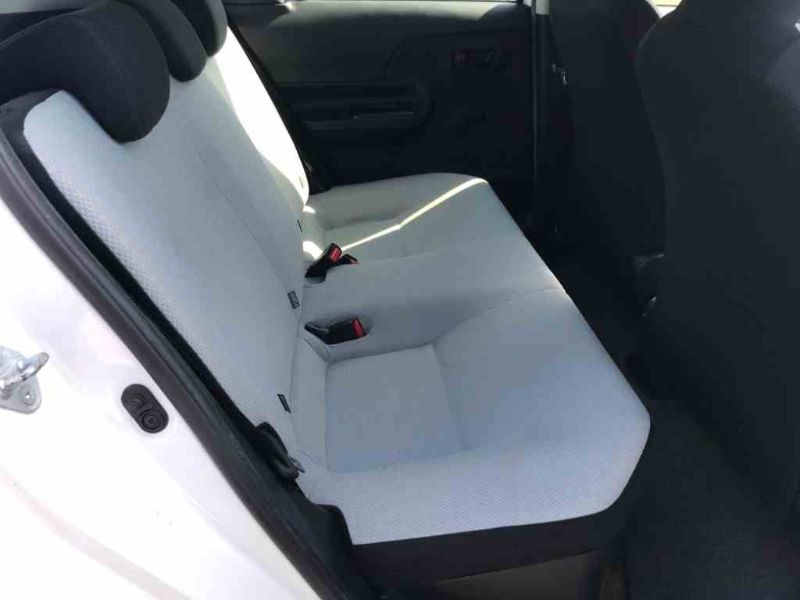  27024  TOYOTA AQUA  2017  