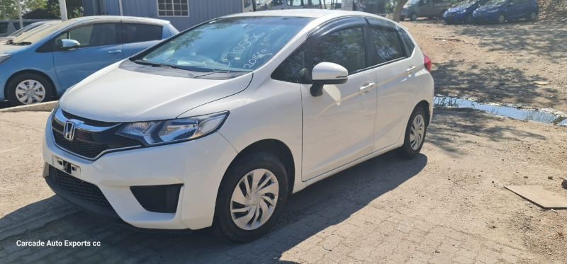  27026  HONDA FIT  2016  