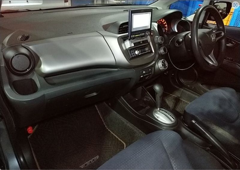  27036  HONDA FIT  2009  