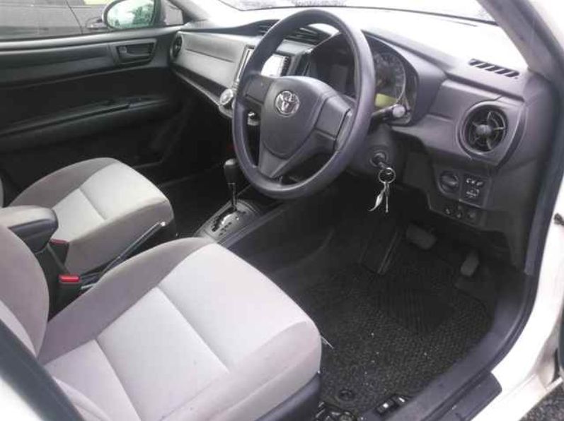  27040  TOYOTA COROLLA AXIO  2015  
