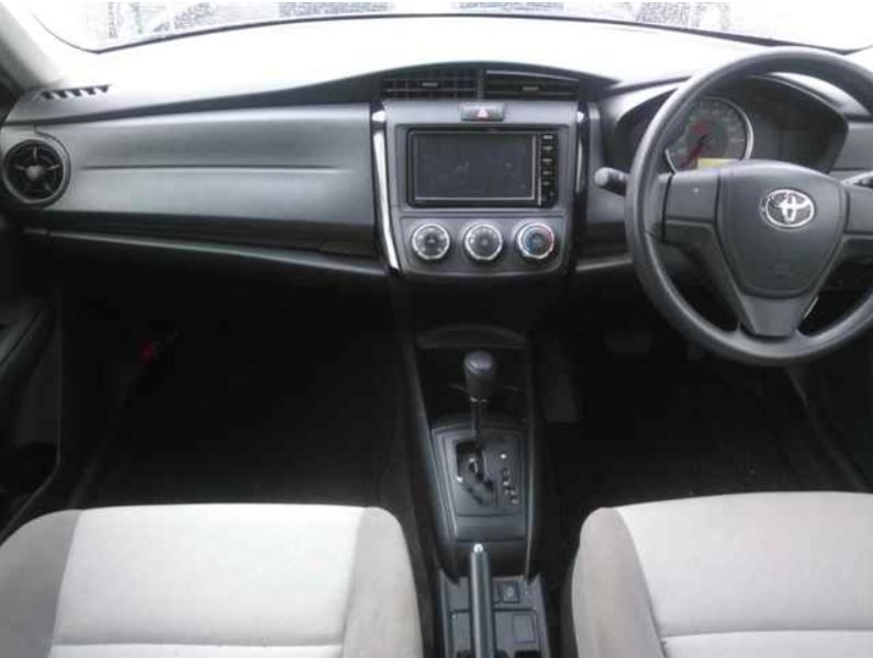  27040  TOYOTA COROLLA AXIO  2015  
