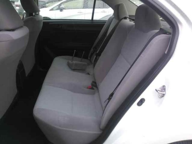  27040  TOYOTA COROLLA AXIO  2015  
