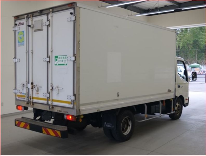  27063  HINO DUTRO  2013  