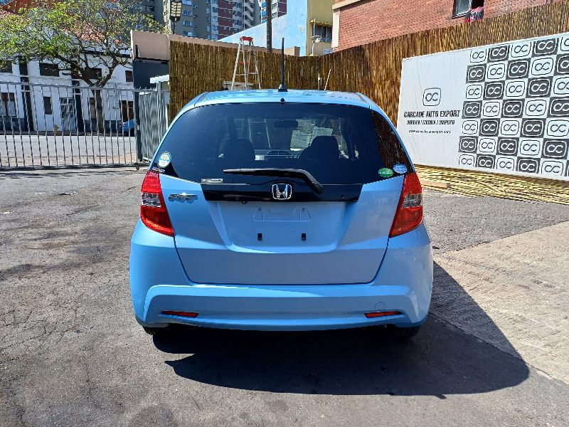  27099  HONDA FIT  2013  