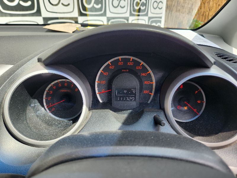  27105  HONDA FIT  2009  