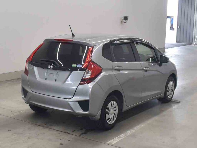  27109  HONDA FIT  2015  