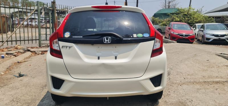  27110  HONDA FIT  2016  