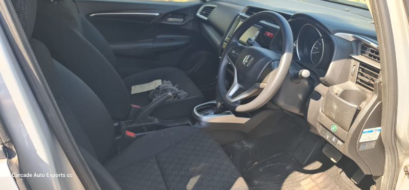  27123  HONDA FIT  2015  
