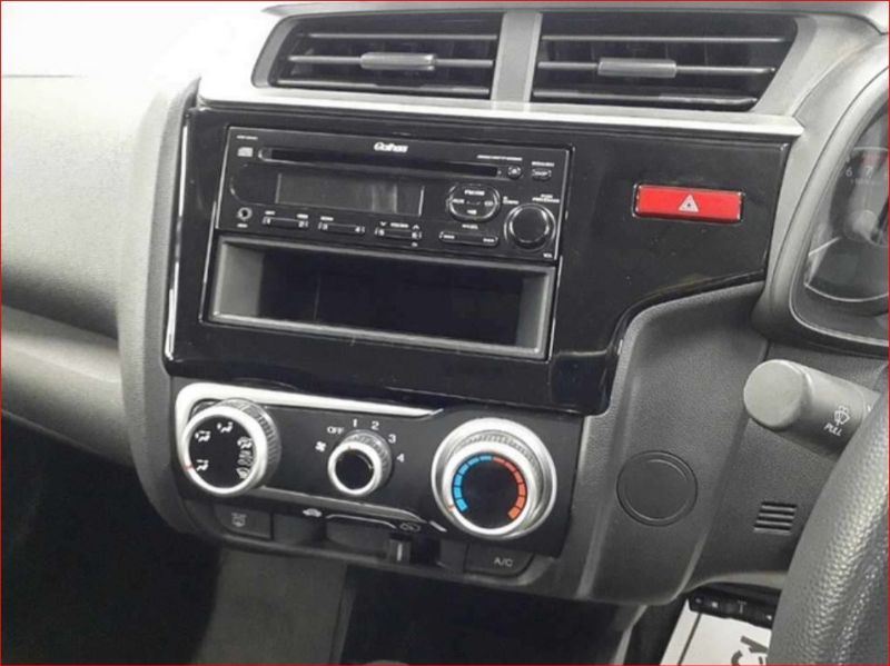  27129  HONDA FIT  2016  