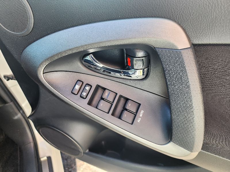  27171  TOYOTA VANGUARD  2011  