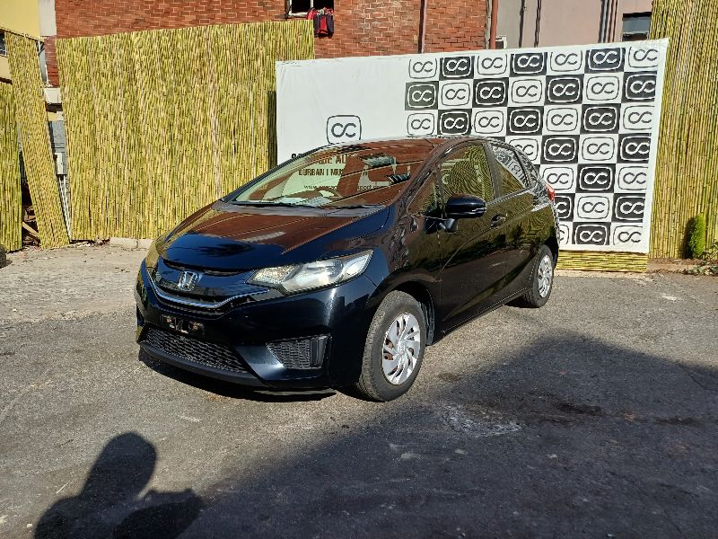  27174  HONDA FIT  2015  