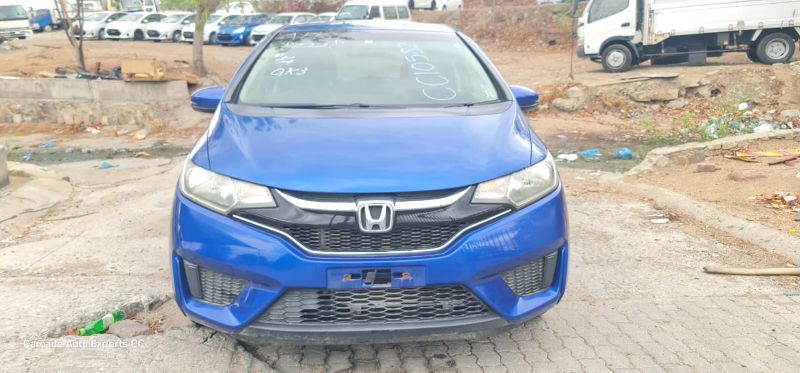  27178  HONDA FIT  2015  