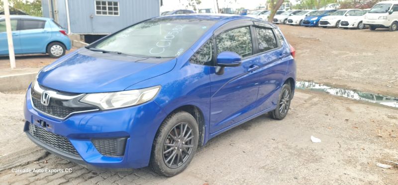  27178  HONDA FIT  2015  