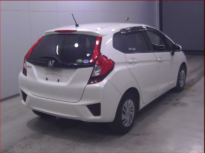  27181  HONDA FIT  2015  