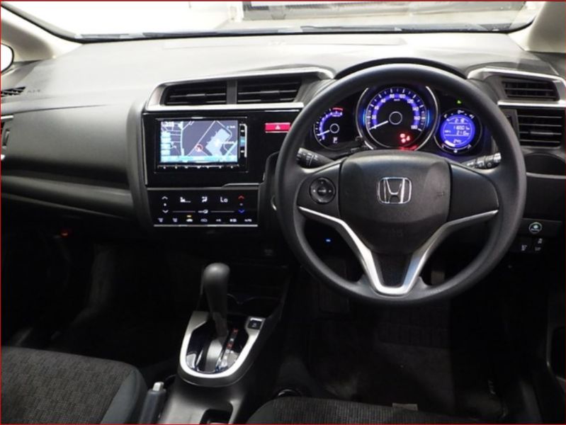  27181  HONDA FIT  2015  