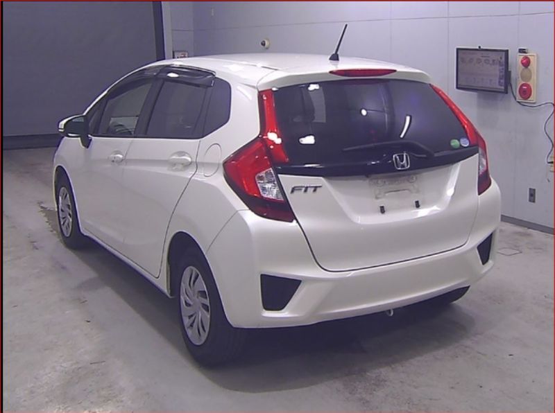  27181  HONDA FIT  2015  