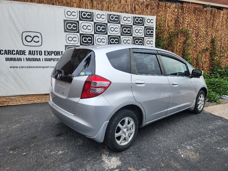  27182  HONDA FIT  2008  