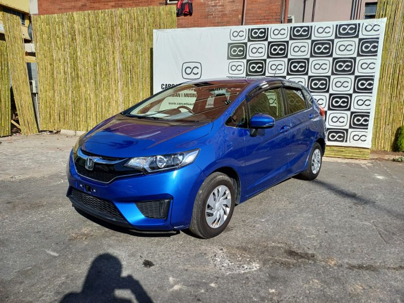  27183  HONDA FIT  2015  