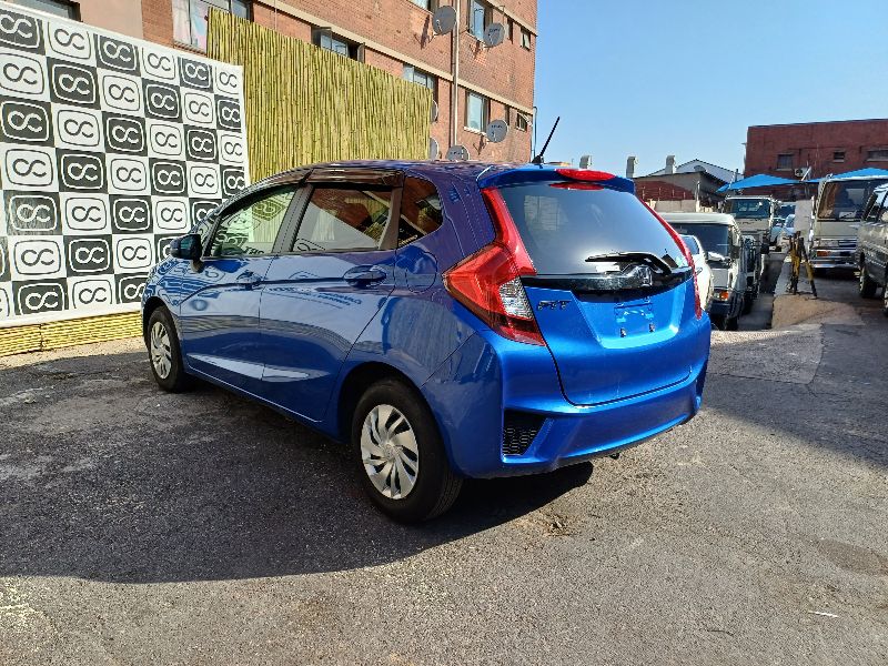  27183  HONDA FIT  2015  