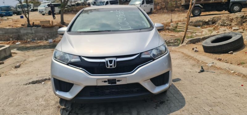  27184  HONDA FIT  2016  