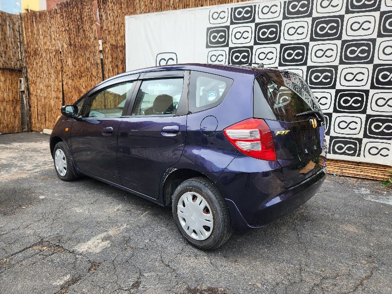  27186  HONDA FIT  2009  