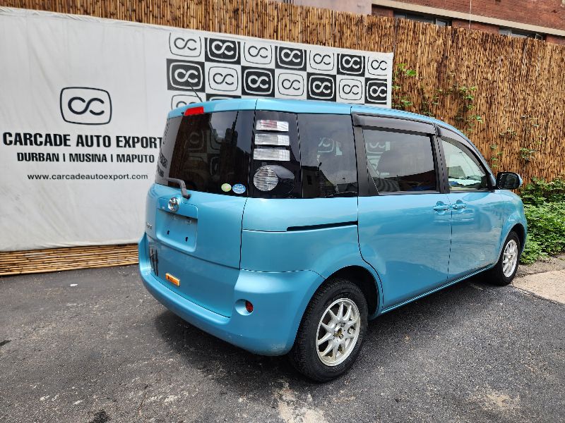  27202  TOYOTA SIENTA  2010  