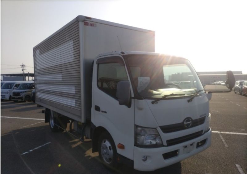  27292  HINO DUTRO  2012  