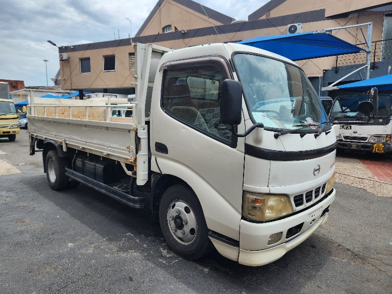  27313  HINO DUTRO  2005 