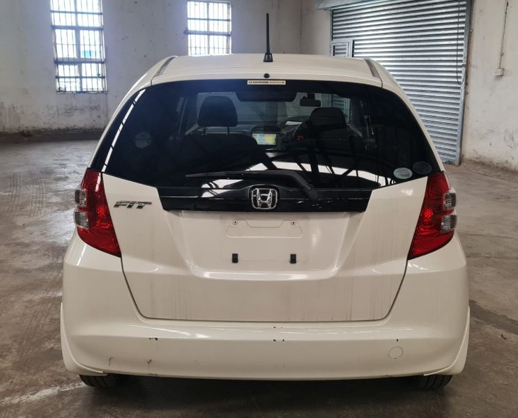  27319  HONDA FIT  2008  