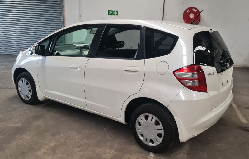  27319  HONDA FIT  2008  