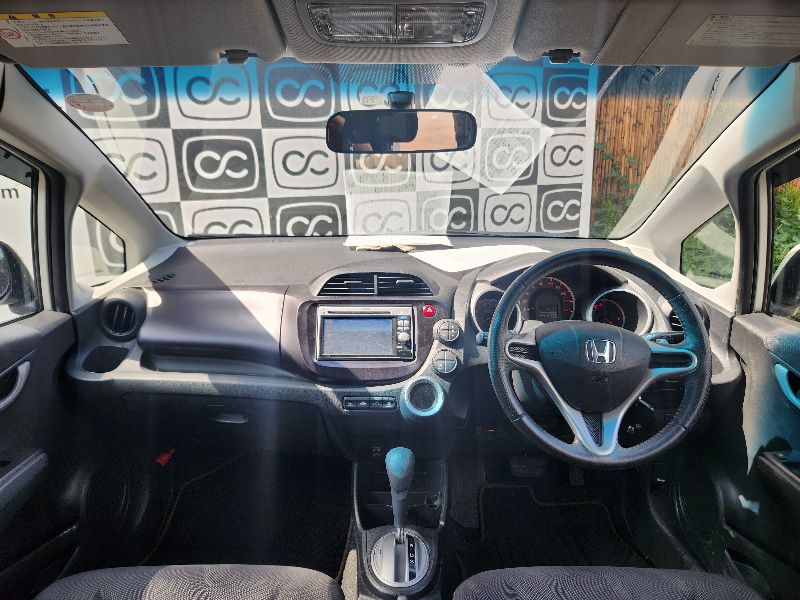 27322  HONDA FIT  2010  