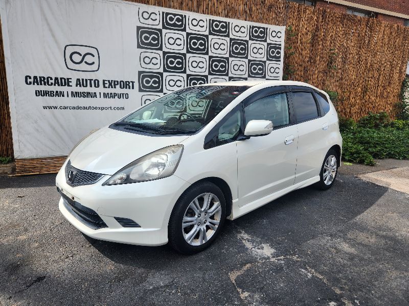  27322  HONDA FIT  2010  